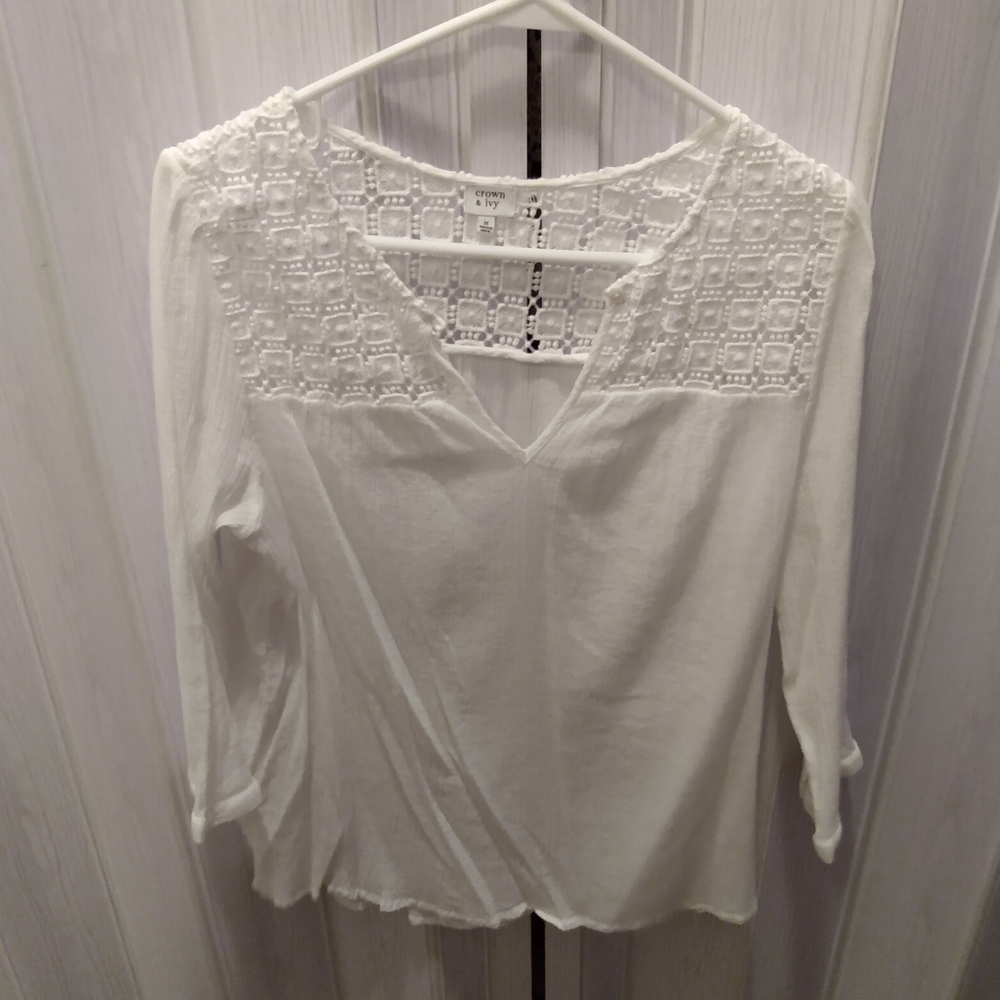Women's white 3/4 sleeve Blouse